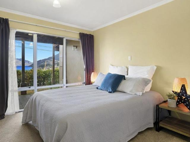 Ultimate Convenience, Walk-To-Town Townhouse Villa Queenstown Ngoại thất bức ảnh